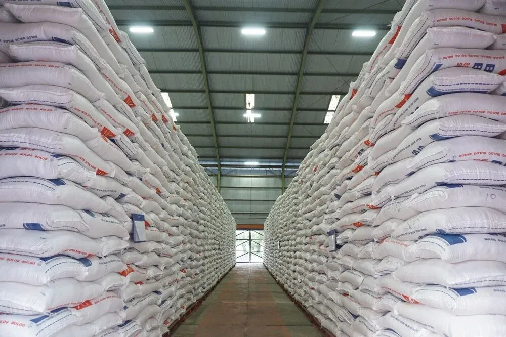 Capai Swasembada Beras Stok Gudang Bulog