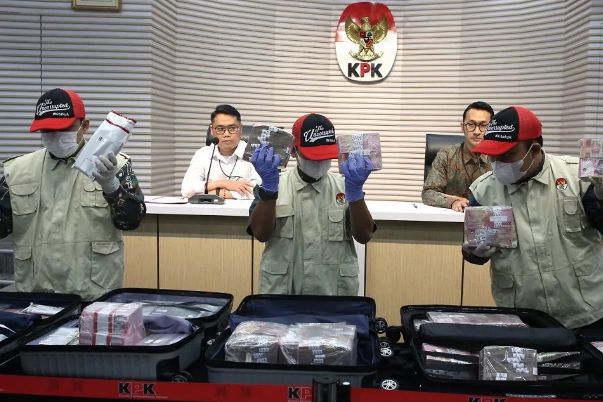 OTT KPK Seret Pejabat Bea Cukai, Lima Koper Rp5,19 Miliar Disita