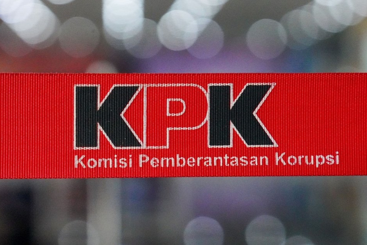 OTT KPK Bea Cukai: Uang Miliaran dan 3 Kg Emas Disita