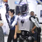 Tren Teknologi 2026: AI Ubah Cara Kerja, Robot Masuk Industri