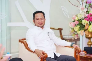 Rudy Mas’ud Disorot Usai Mobil Dinas Rp8,5 Miliar, Dinasti “Bani Mas’ud” Jadi Perbincangan Panas