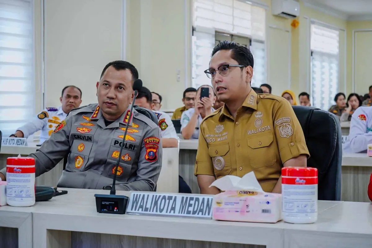 Wali Kota Medan Rico Was bersama dengan Kapolrestabes Medan Jean Calvijn Simanjuntak
