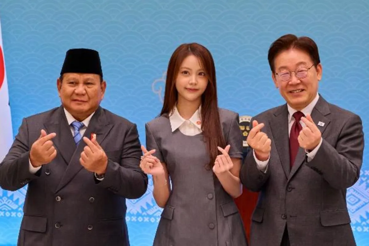 Finger Hearts Presiden Prabowo dan Presiden Lee Jae Myung