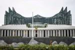MK Tegaskan Jakarta Masih Ibu Kota, Pemindahan IKN Tunggu Keppres